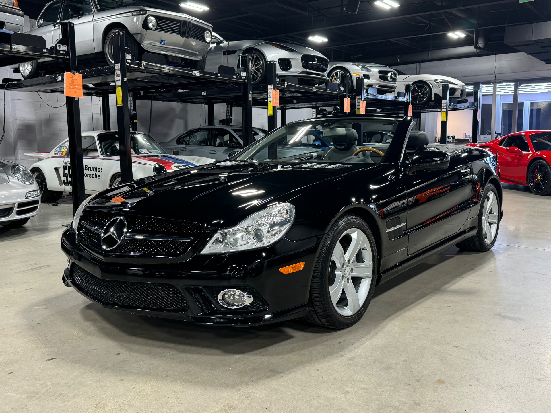 2009 Mercedes-Benz SL-Class SL550 photo 1