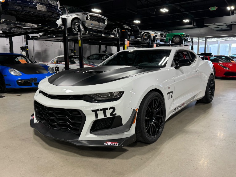 Chevrolet Camaro's photo