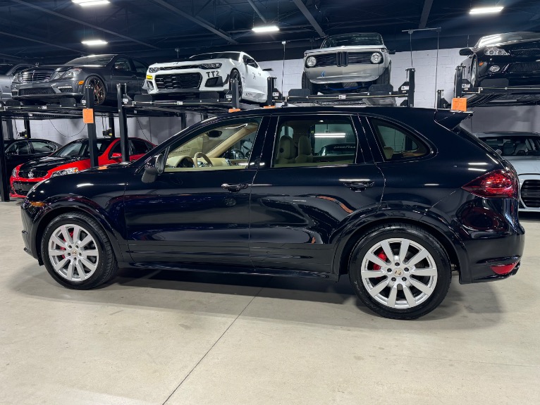 2013 Porsche Cayenne GTS photo 4