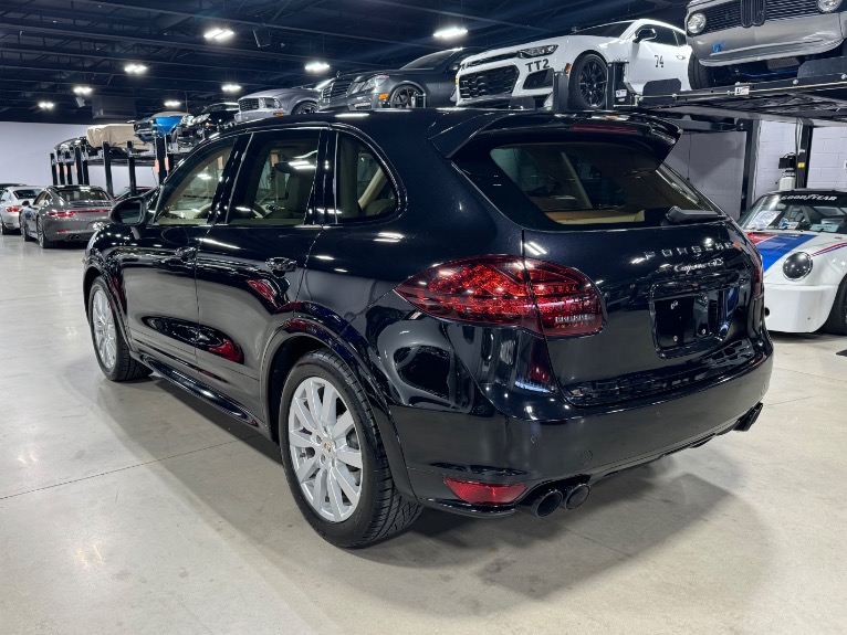 2013 Porsche Cayenne GTS photo 5