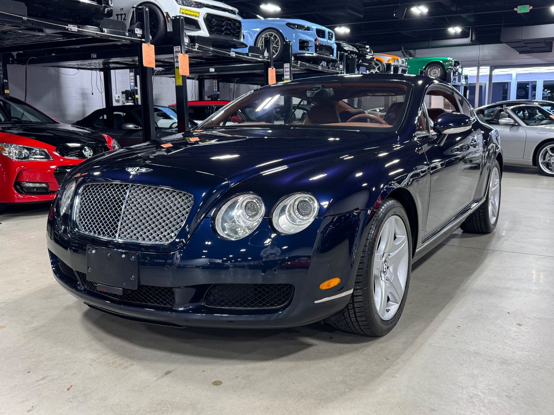 2005 Bentley Continental GT Base photo 1